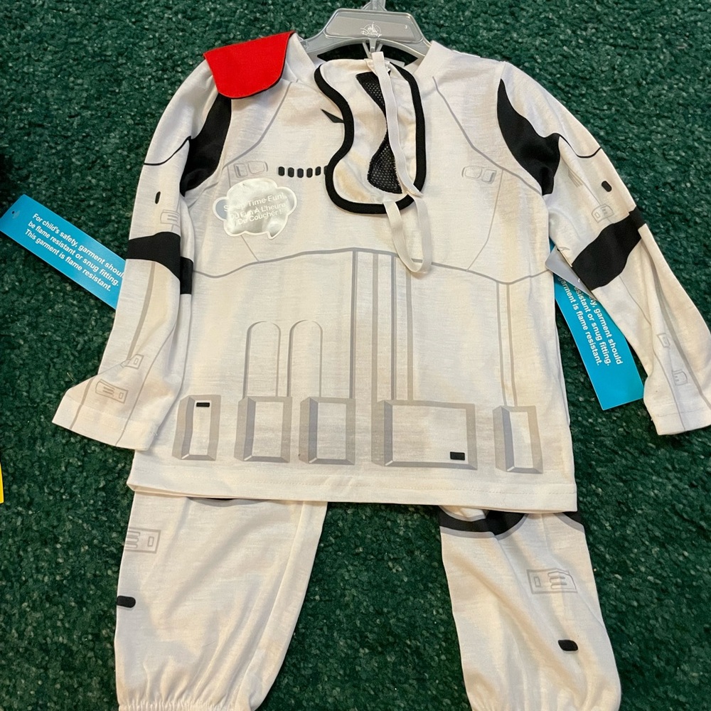 Star Wars Stormtrooper pajama set, 3T, brand-new with tags